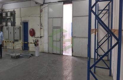 Warehouse - Studio - 1 Bathroom for rent in RAS - Umm Ramool - Dubai