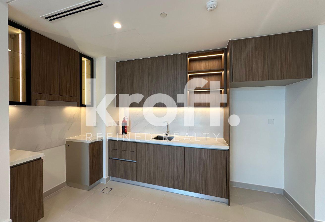 Ready to Move in | High Floor | Prime Location photo 4