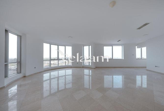 137882163 - Property Image 3