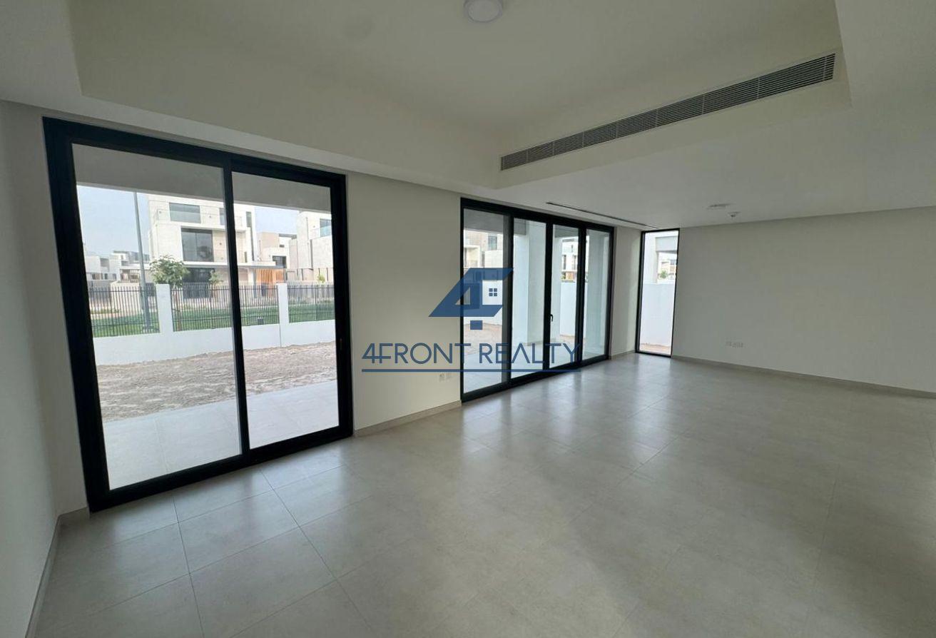 Best Deal In Caya | Greenbelt | Opposite Amenities photo 2