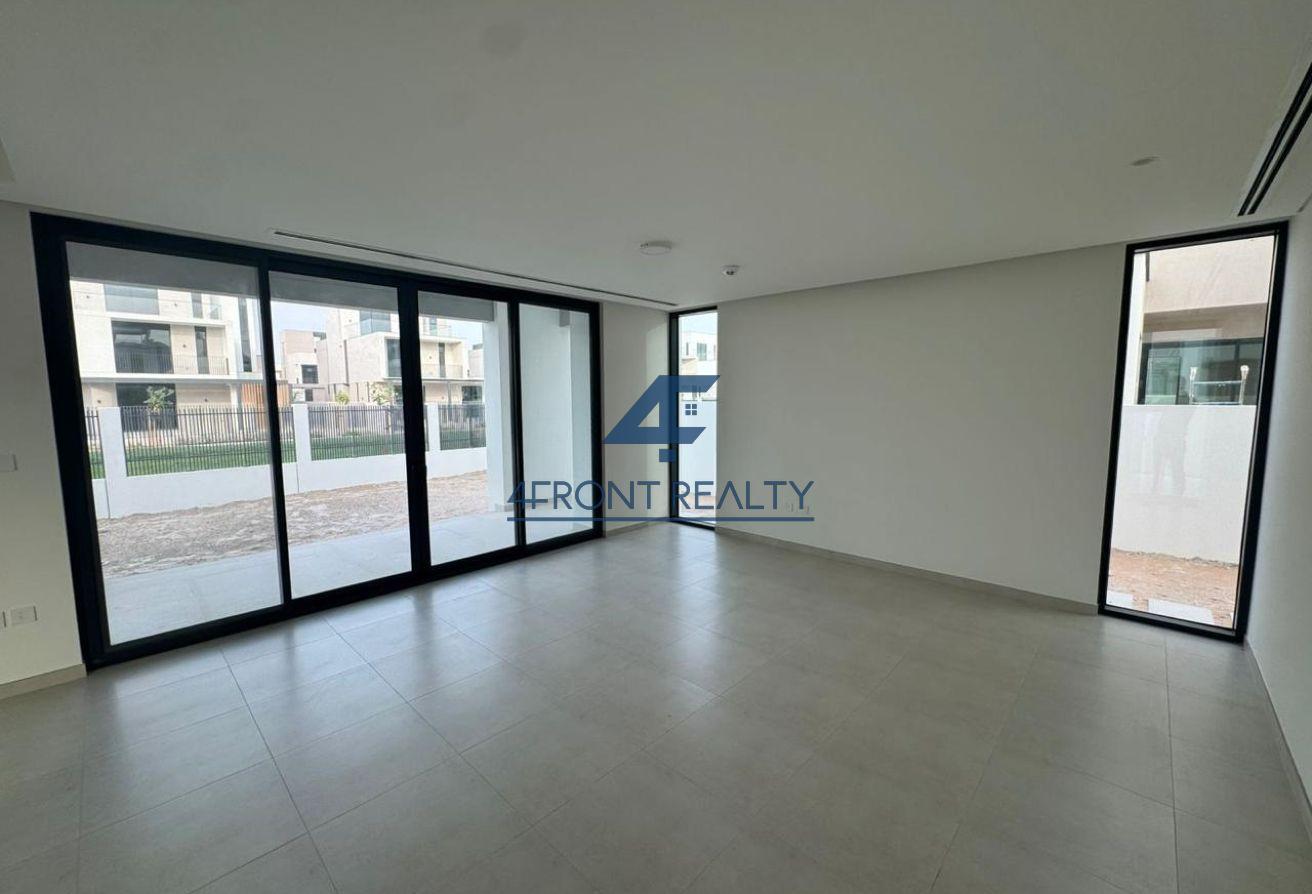 Best Deal In Caya | Greenbelt | Opposite Amenities photo 3