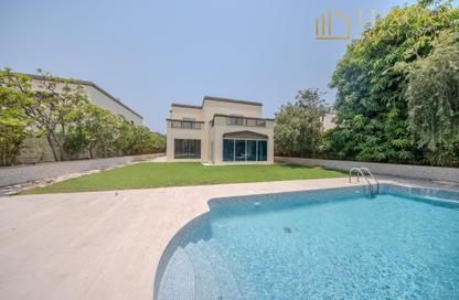 Villa - 4 Bedrooms - 4 Bathrooms for rent in District 4 - Jumeirah Park - Dubai