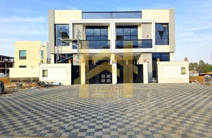 Townhouse - 5 Bedrooms - 7 Bathrooms for sale in Al Yasmeen 1 - Al Yasmeen - Ajman