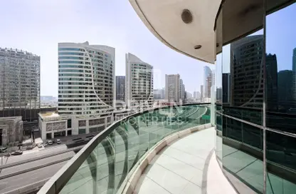 Apartment - 3 Bedrooms - 4 Bathrooms for sale in Upper Crest - Downtown Dubai - Dubai