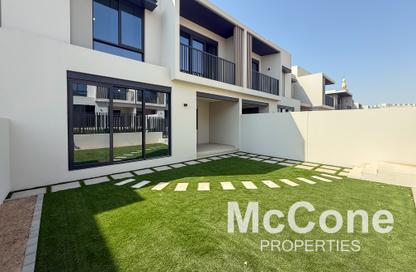 Townhouse - 4 - 5 for rent in Jebel Ali Village Townhouses - Jebel Ali Village - Jebel Ali - Dubai