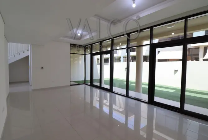 136537290 - Property Image 2