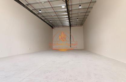 Warehouse - Studio - 1 for rent in Al Sajaa S - Al Sajaa - Sharjah