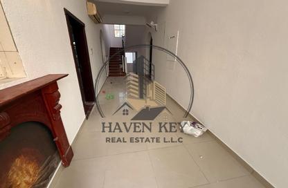 Villa - 4 - 6 for rent in Al Qarain 2 - Al Qarain - Sharjah
