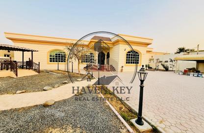Villa - 4 - 6 for rent in Al Qarain 2 - Al Qarain - Sharjah Villa - 4 - 6 for rent in Al Qarain 2 - Al Qarain - Sharjah