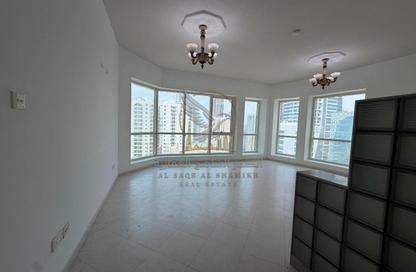 Apartment - 1 Bedroom - 2 Bathrooms for rent in Al Majaz 3 - Al Majaz - Sharjah Apartment - 1 Bedroom - 2 Bathrooms for rent in Al Majaz 3 - Al Majaz - Sharjah