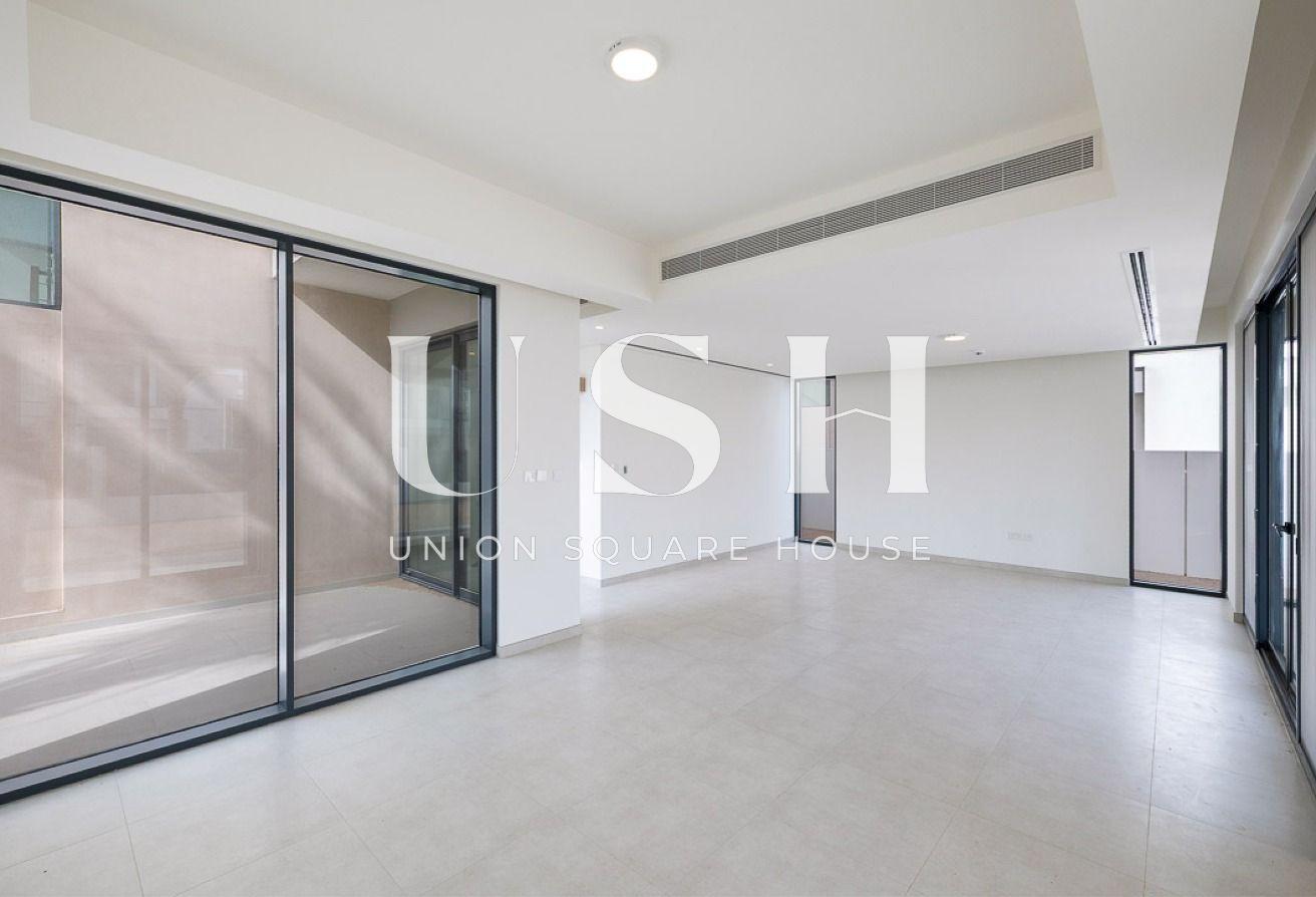 Backing Park | Large Plot | Close to Amenities photo 8