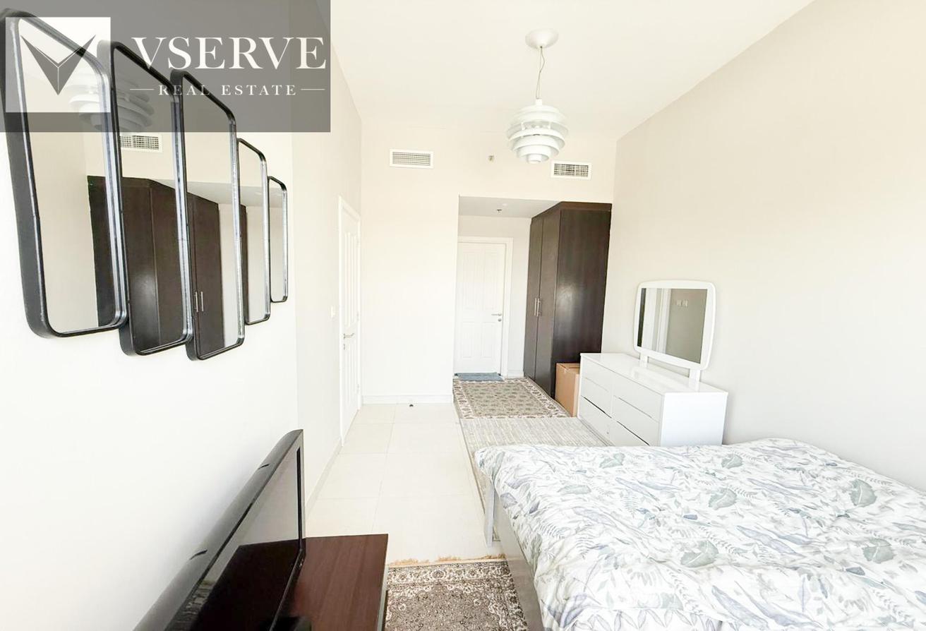 Furnished | Multiple Units | Flexible Payment photo 5