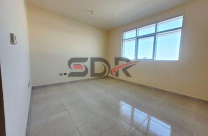 Apartment - 2 Bedrooms - 2 Bathrooms for rent in Shabiya 12 - Shabiya - Mussafah - Abu Dhabi