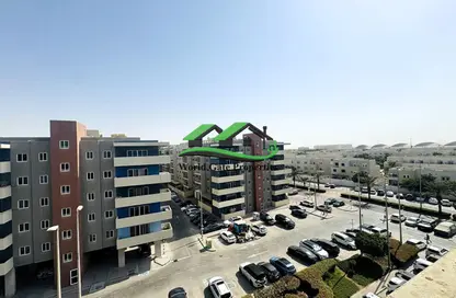 Apartment - 2 Bedrooms - 2 Bathrooms for sale in Tower 21 - Al Reef Downtown - Al Reef - Abu Dhabi