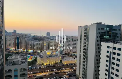 شقة - 3 غرف نوم - 4 حمامات للايجار في المجاز 3 - المجاز - الشارقة