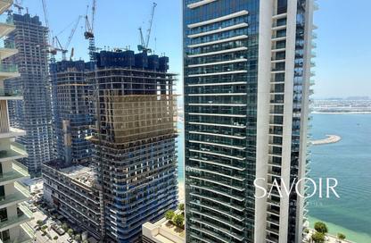 Apartment - 1 - 1 for sale in Seapoint Tower 2 - Seapoint - Emaar Beachfront - Dubai Harbour - Dubai Apartment - 1 - 1 for sale in Seapoint Tower 2 - Seapoint - Emaar Beachfront - Dubai Harbour - Dubai