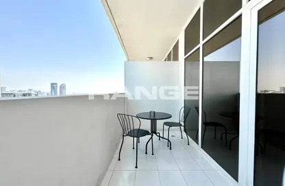 شقة - 1 حمام للايجار في تاور 108‎ - منطقة 18 - قرية جميرا الدائرية - دبي