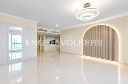 Apartment - 2 - 3 for rent in Damac Heights - Dubai Marina - Dubai Apartment - 2 - 3 for rent in Damac Heights - Dubai Marina - Dubai
