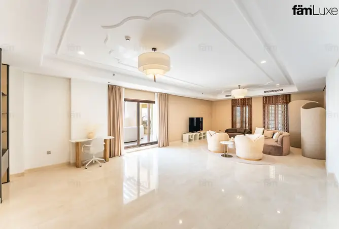 152862902 - Property Image 2