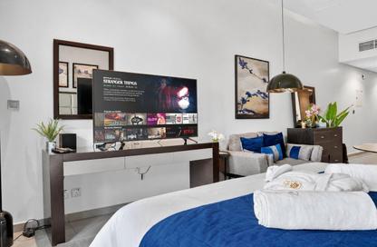 Apartment - Studio - 1 Bathroom for rent in Business Bay - Dubai