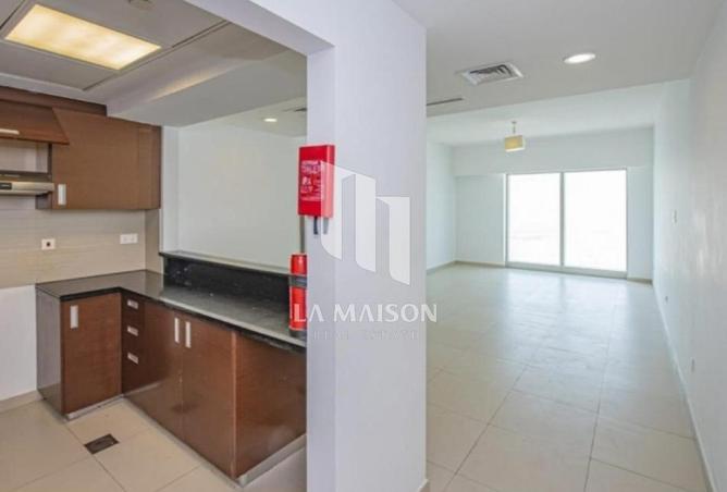 74253053 - Property Image 2