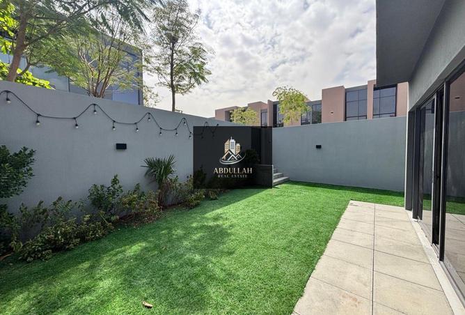 78186900 - Property Image 2