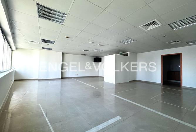 135171093 - Property Image 3