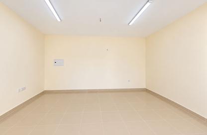 Apartment - Studio - 2 for rent in Muwaileh 3 Building - Muwaileh - Sharjah