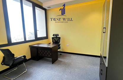 Business Centre - Studio - 6 Bathrooms for rent in Dar Al Salam Building - Corniche Road - Abu Dhabi