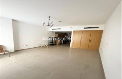 Apartment - Studio - 1 for sale in May Residence 4 - May Residence - District 10 - Jumeirah Village Circle - Dubai