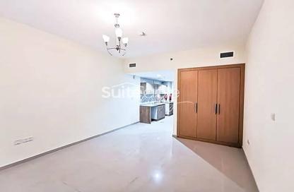 Apartment - Studio - 1 for sale in May Residence 4 - May Residence - District 10 - Jumeirah Village Circle - Dubai