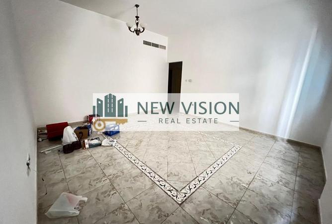 102838773 - Property Image 2