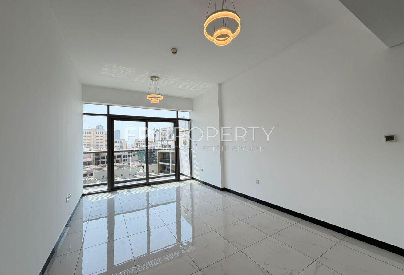 UNFURNISHED 1BHK NEXT | TO | CIRCEL MALL VACANT photo 3