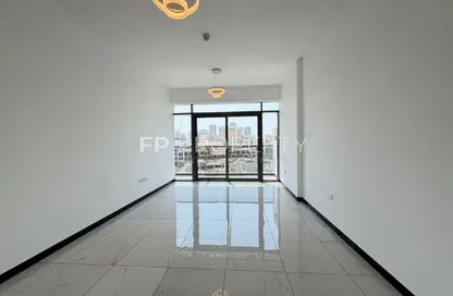 Apartment - 1 Bedroom - 2 Bathrooms for rent in Crystal Residence - District 11 - Jumeirah Village Circle - Dubai