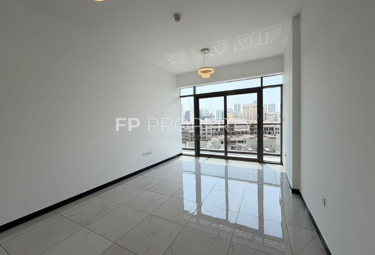 UNFURNISHED 1BHK NEXT | TO | CIRCEL MALL VACANT photo 4