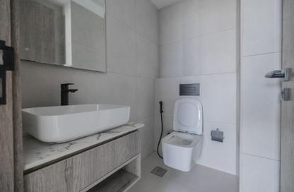 Apartment - 1 - 2 for rent in Amal Tower - Dubai Sports City - Dubai