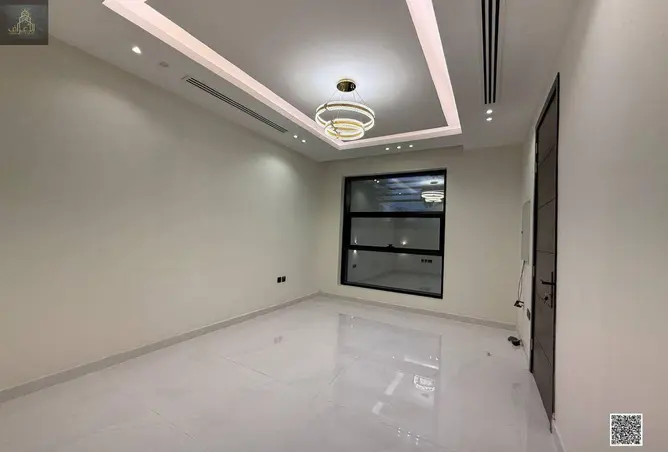 126572353 - Property Image 3