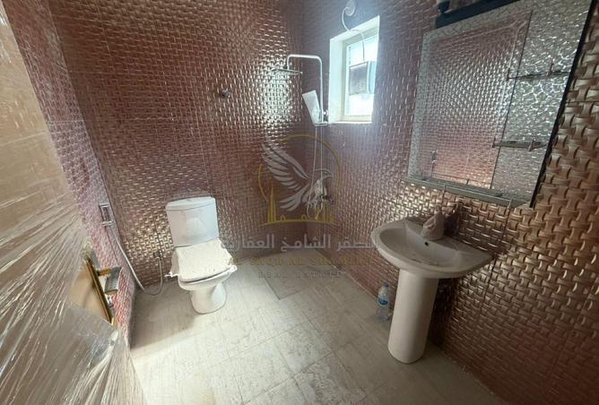 127921118 - Property Image 3