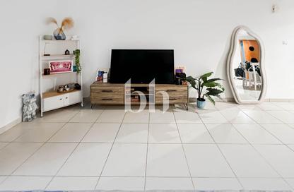 Apartment - 1 Bedroom - 2 Bathrooms for rent in Gardenia 2 - Emirates Gardens 1 - District 13 - Jumeirah Village Circle - Dubai Apartment - 1 Bedroom - 2 Bathrooms for rent in Gardenia 2 - Emirates Gardens 1 - District 13 - Jumeirah Village Circle - Dubai