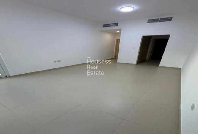 129762221 - Property Image 3