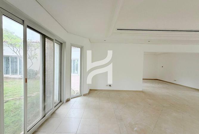 122016661 - Property Image 3