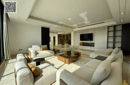 فيلا - 5 غرف نوم - 7 حمامات للبيع في مجمع الجولف - الزورا - عجمان