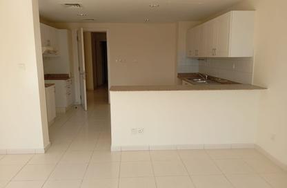 Villa - 3 Bedrooms - 4 Bathrooms for rent in Springs 15 - The Springs - Dubai