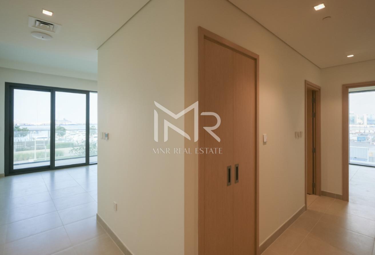 Premium Location | Sea View | Ready to Move photo 17