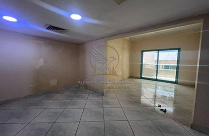 Apartment - 1 - 2 for rent in Al Khan Corniche - Al Khan - Sharjah