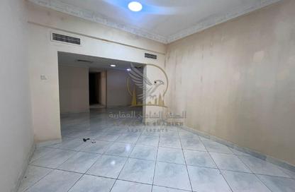 Apartment - 1 - 2 for rent in Al Khan Corniche - Al Khan - Sharjah