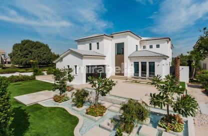 Villa - 5 Bedrooms - 6 Bathrooms for sale in The Sundials - Jumeirah Golf Estates - Dubai