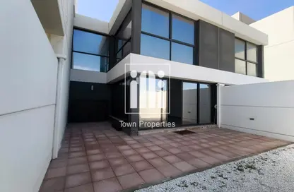 Townhouse - 3 Bedrooms - 5 Bathrooms for rent in Bloom Gardens - Al Salam Street - Abu Dhabi