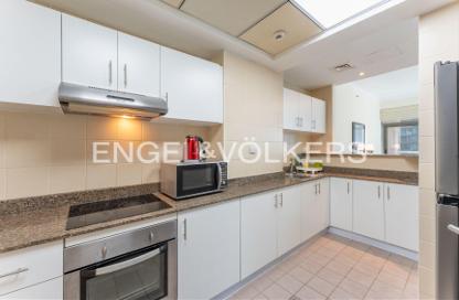 Apartment - 2 Bedrooms - 3 Bathrooms for sale in The Torch - Dubai Marina - Dubai