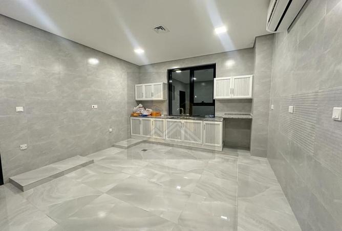 58212429 - Property Image 3